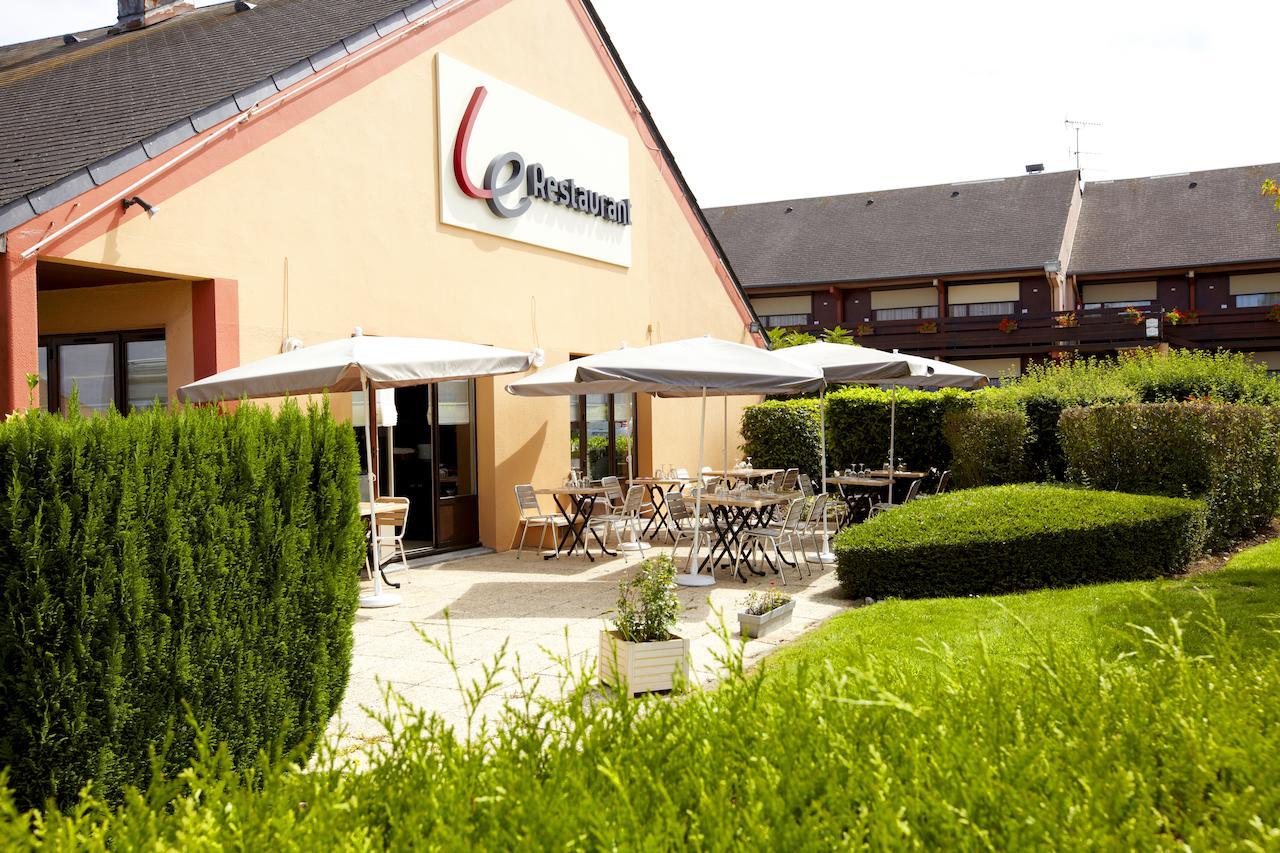 Hotel Campanile Rouen Nord - Barentin Esterno foto