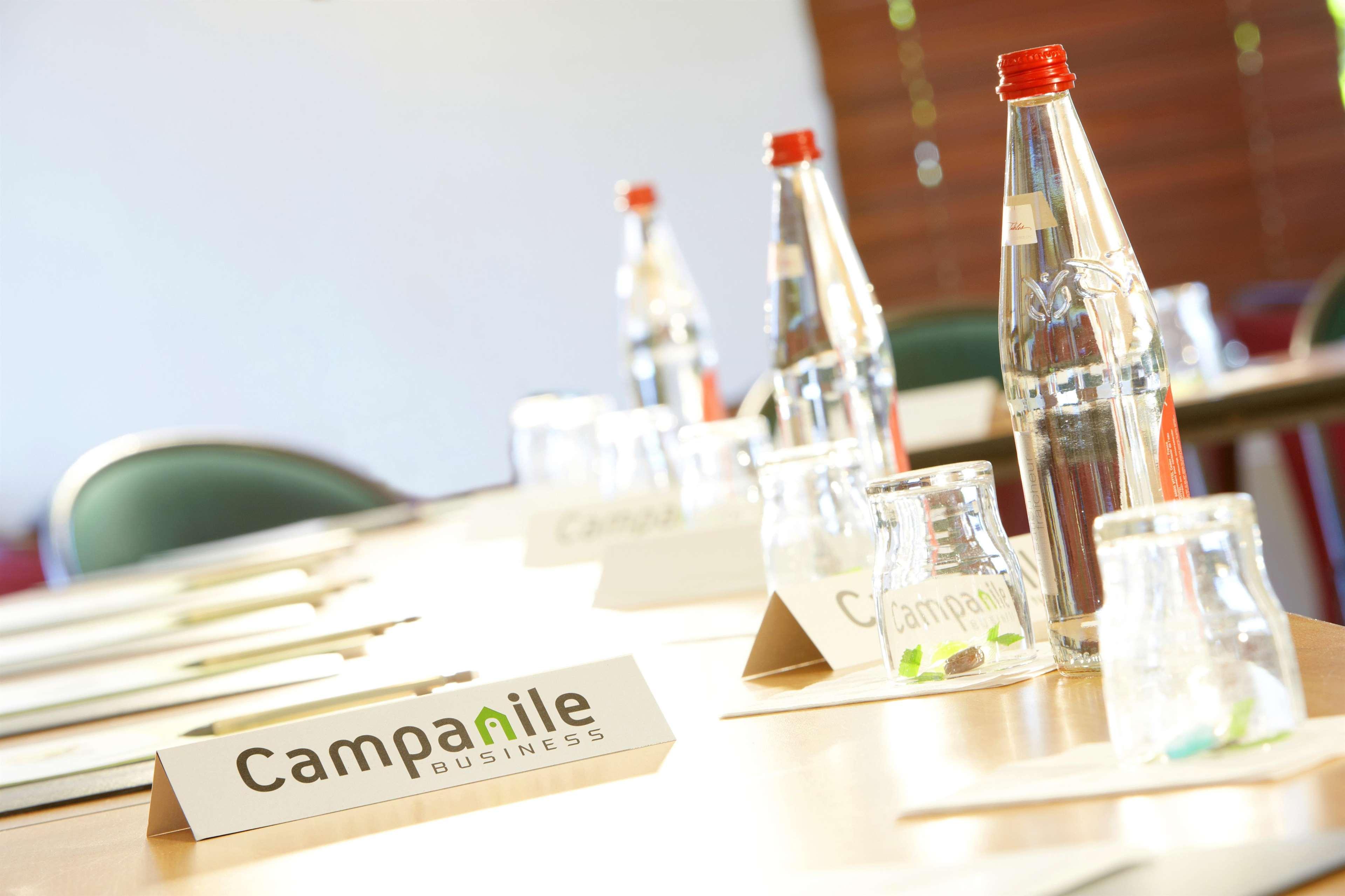Hotel Campanile Rouen Nord - Barentin Esterno foto